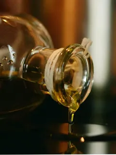 Back of olive oil bottle and label