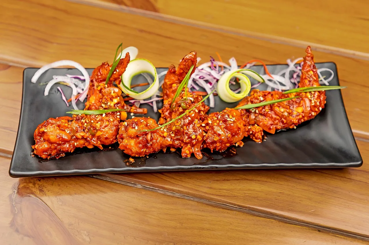 Sushi rice and bowl